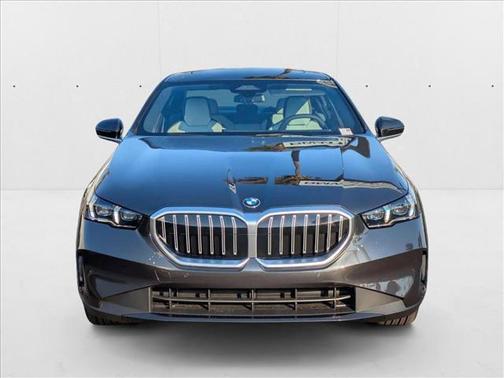 2026 BMW 540 i xDrive