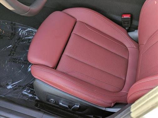 2025 BMW 330 i