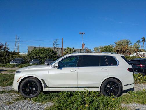 2026 BMW X7 xDrive40i