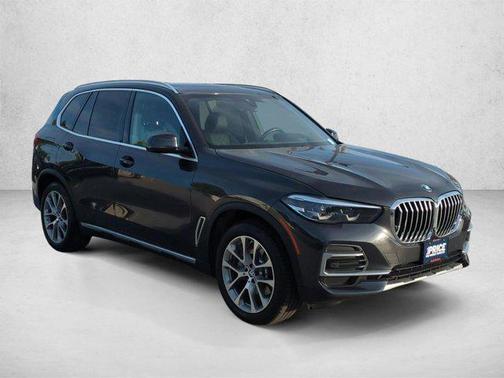 Dark Graphite Metallic 2023 BMW X5 xDrive40i