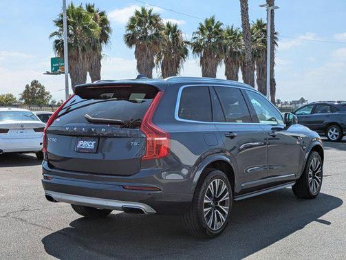 2020 Volvo XC90 T5 Momentum