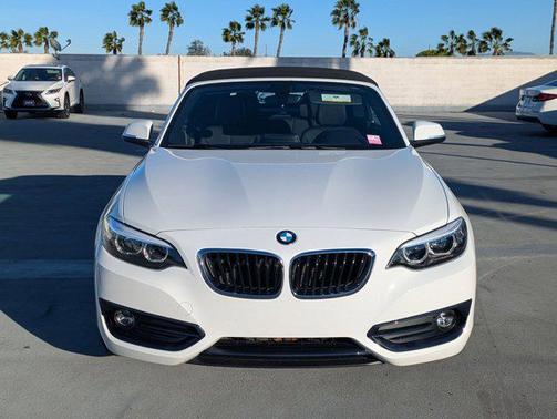 2018 BMW 230 230i