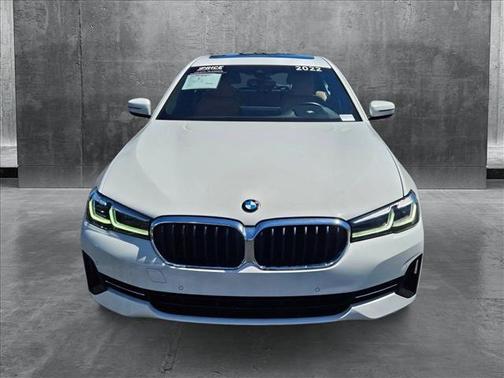 2022 BMW 530 i