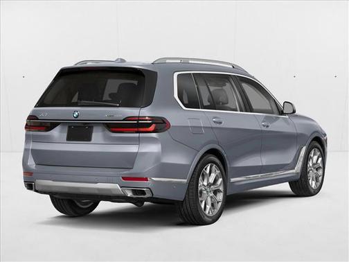 Frozen Pure Grey Metallic 2026 BMW X7 xDrive40i