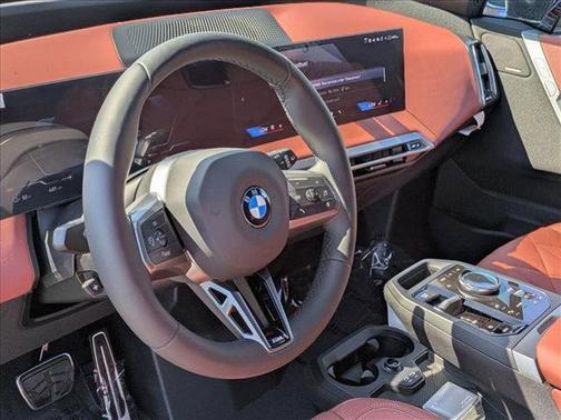 2026 BMW iX xDrive60