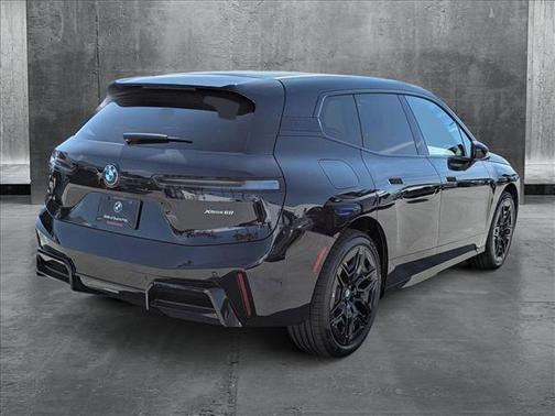 2026 BMW iX xDrive60