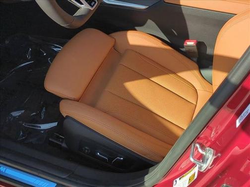 Vegas Red Metallic 2026 BMW 330 330i