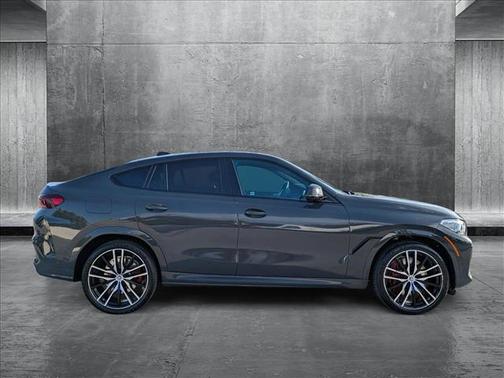 2023 BMW X6 M50i