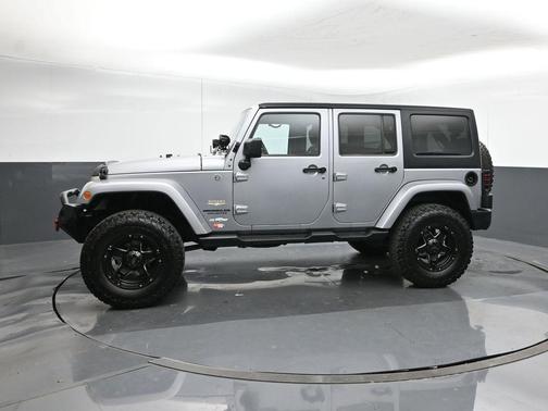 2013 Jeep Wrangler Unlimited Sahara