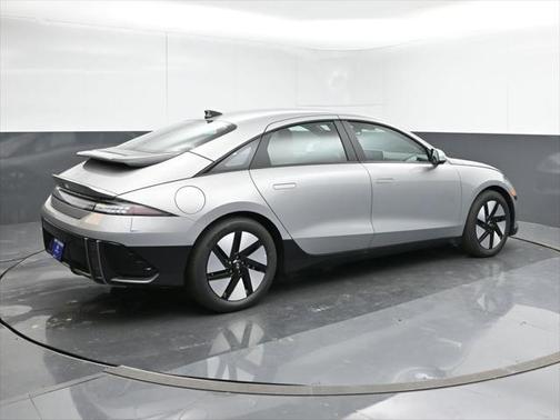 2025 Hyundai IONIQ 6 SE