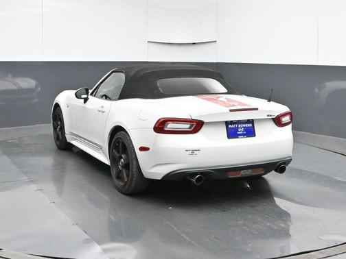 2019 FIAT 124 Spider Base