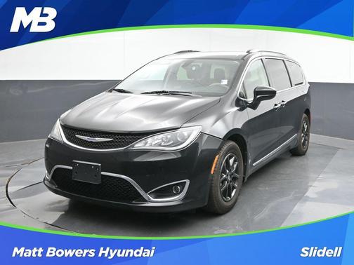 2020 Chrysler Pacifica Touring L