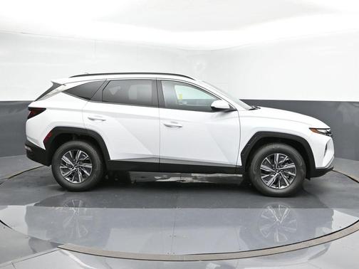 2024 Hyundai TUCSON Hybrid Blue