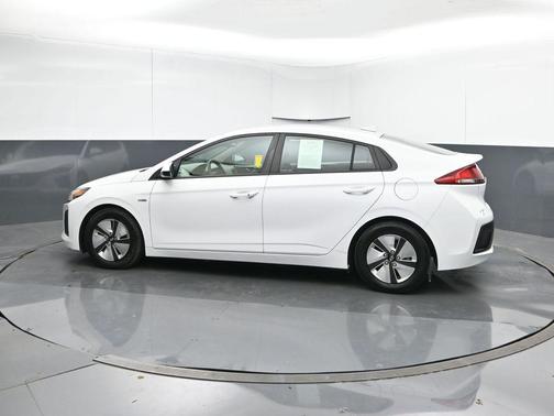 2018 Hyundai IONIQ Hybrid Blue