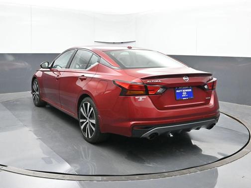 2020 Nissan Altima SR VC-Turbo FWD