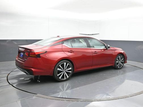 2020 Nissan Altima SR VC-Turbo FWD