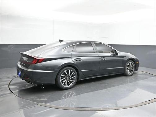 2021 Hyundai SONATA Limited