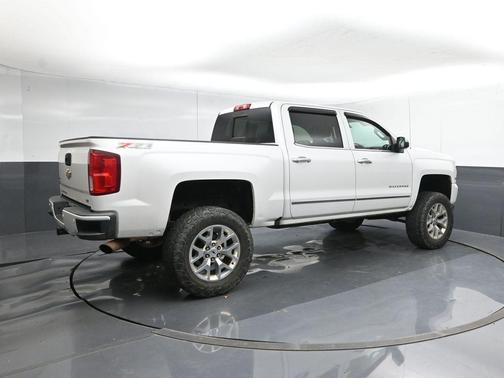 Iridescent Pearl Tricoat 2017 Chevrolet Silverado 1500 LTZ