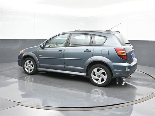 2006 Pontiac Vibe Base