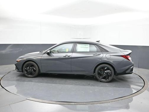 2026 Hyundai ELANTRA Sport