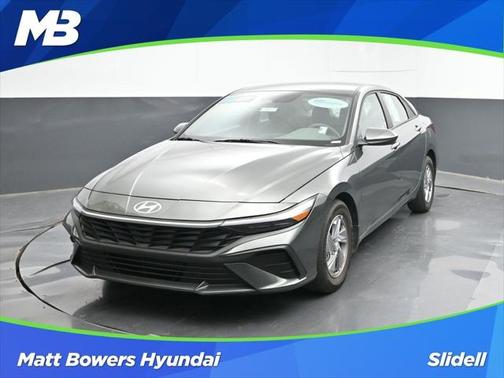 2024 Hyundai ELANTRA SE