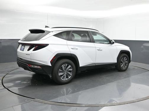 2022 Hyundai TUCSON Hybrid Blue