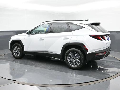 2024 Hyundai TUCSON Hybrid Blue