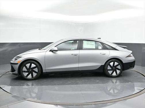 2025 Hyundai IONIQ 6 SE