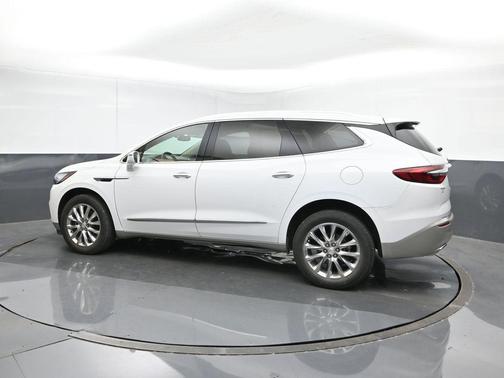 2020 Buick Enclave FWD Essence