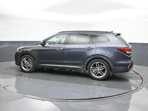 2017 Hyundai SANTA FE SE Ultimate