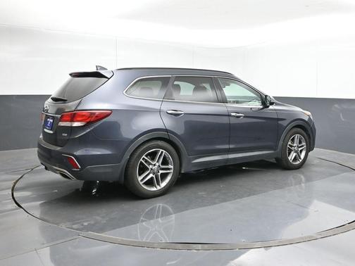 2017 Hyundai SANTA FE SE Ultimate