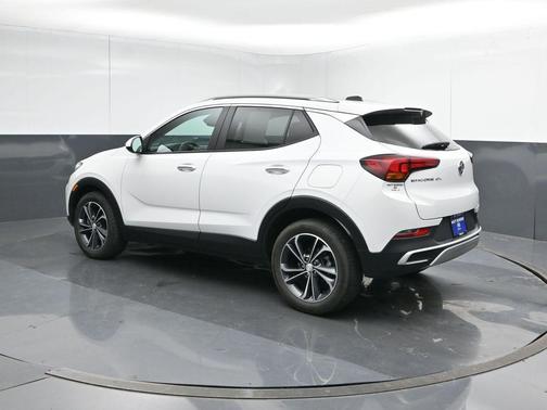 Summit White 2022 Buick Encore GX Select