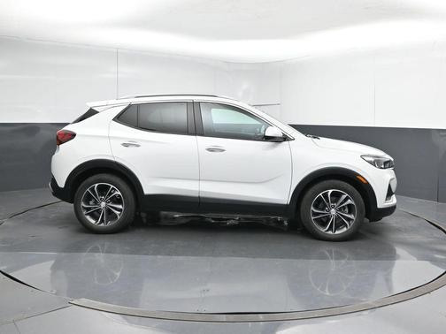 Summit White 2022 Buick Encore GX Select
