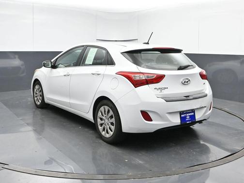 2016 Hyundai Elantra GT Base