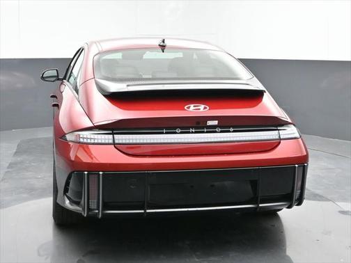 2025 Hyundai IONIQ 6 SEL