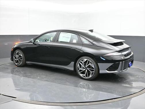 2025 Hyundai IONIQ 6 SEL