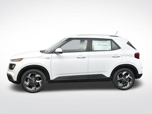 Lunar White 2026 Hyundai VENUE SEL