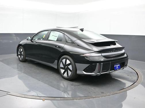 2025 Hyundai IONIQ 6 SE