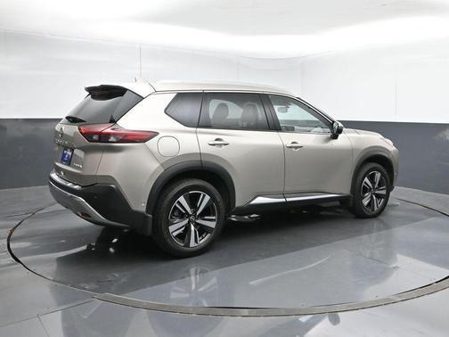 2022 Nissan Rogue Platinum