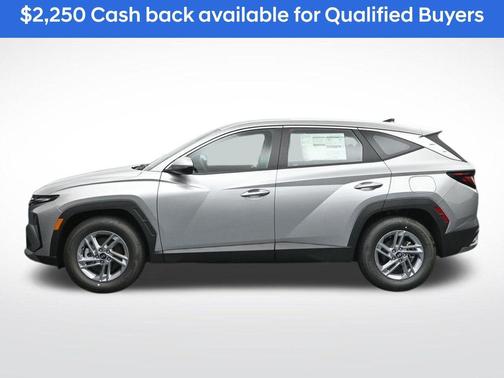 Shimmering Silver 2026 Hyundai TUCSON SE