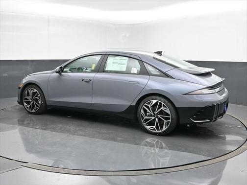 2025 Hyundai IONIQ 6 SEL
