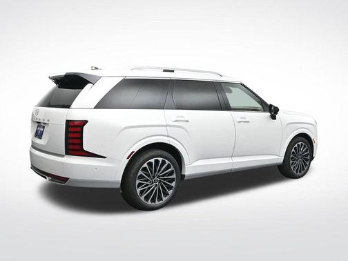 Creamy White Pearl 2026 Hyundai Palisade Hybrid Calligraphy