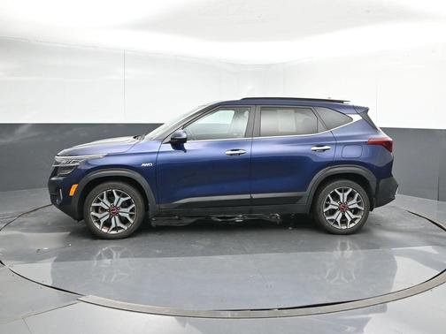 Dark Ocean Blue 2022 Kia Seltos SX Turbo