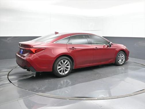 2021 Toyota Avalon XLE