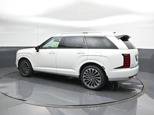 Creamy White Pearl 2026 Hyundai Palisade Hybrid Calligraphy