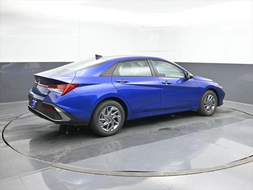 2025 Hyundai ELANTRA HEV Blue