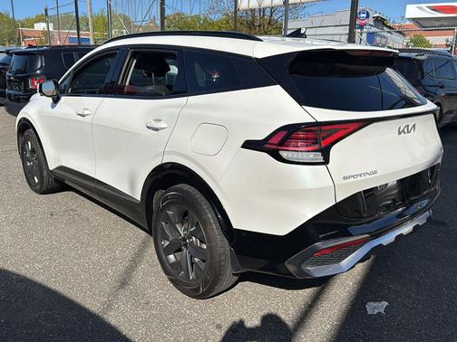 Snow White Pearl 2024 Kia Sportage Hybrid SX-Prestige