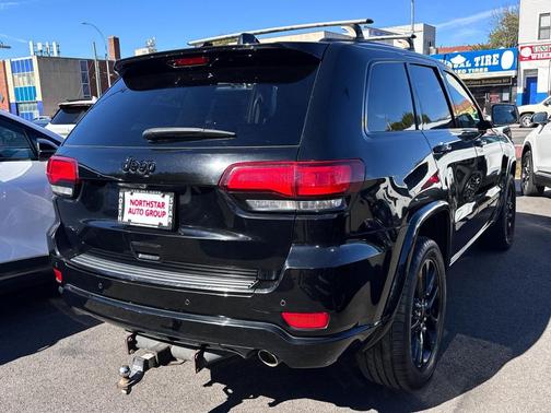 2017 Jeep Grand Cherokee Altitude