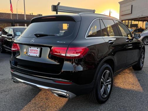 2017 Mercedes-Benz GLC 300 4MATIC