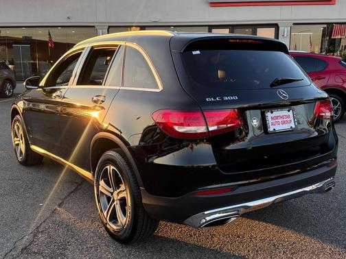 2017 Mercedes-Benz GLC 300 4MATIC
